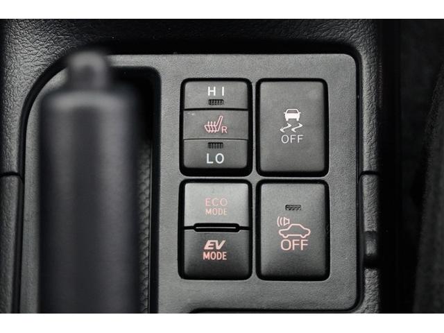 ヴィッツ ハイブリッドＦ　横滑り防止機能　ワンオ－ナ－　盗難防止装置　ＬＥＤヘッドランプ　フルセグＴＶ　バックモニター　ＥＴＣ車載器　ドライブレコーダー　スマートキー　キーレス　パワーステアリング　ミュージックプレイヤー接続可（11枚目）