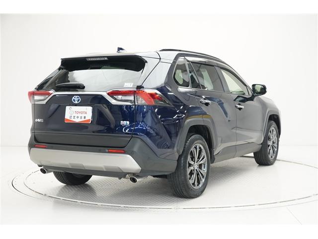 ＲＡＶ４ ハイブリッドＧ　衝突被害軽減装置　ドライブレコーダ　パノラマサンルーフ　ワンオーナ－　バックモニター　地デジＴＶ　ＬＥＤヘッドライト　スマキー　電動シ－ト　ＡＷＤ　ＴＶナビ　パワステ　横滑り防止装置　クルコン　ＡＡＣ（4枚目）
