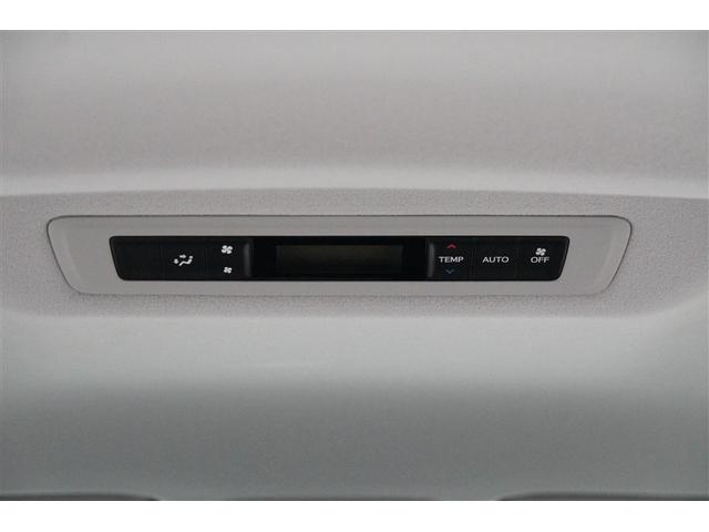 ヴォクシー ハイブリッドＶ　スマートキープッシュスタート　盗難防止アラーム　ＤＶＤ再生可　Ｂモニター　オートクルーズ　Ｗエアバック　ナビＴＶ　ＥＳＣ　ＥＴＣ車載器　リモコンキー　ＰＳ　ＬＥＤヘットライト　運転席エアバック　３列（17枚目）