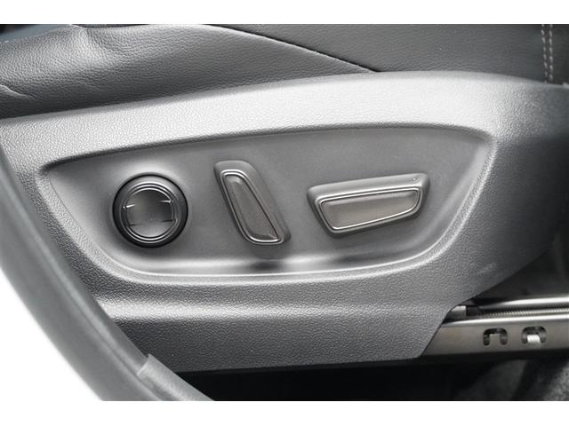 カローラクロス ハイブリッド　Ｚ　ＰＣＳ　フルセグテレビ　ＬＥＤヘッドライト　Ｂカメラ　ナビ・ＴＶ　インテリジェントキー　パワーシート　キーフリー　ドライブレコーダー　アルミホイール　ＥＴＣ　盗難防止　ミュージックプレイヤー接続可（17枚目）