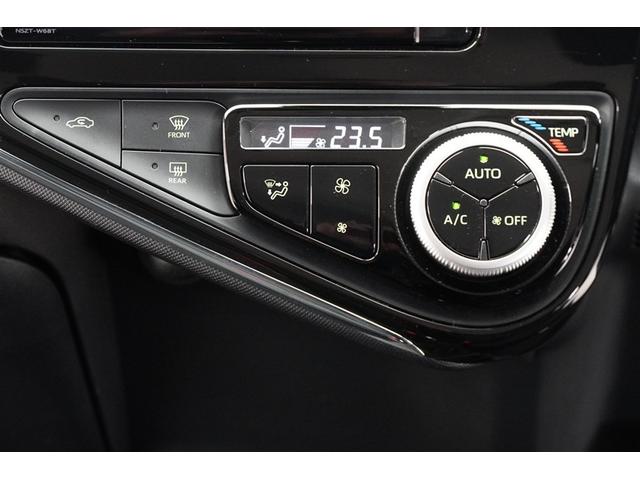 アクア Ｓスタイルブラック　運転席助手席エアバック　セキュリティアラーム　バックモニタ　スマートエントリー　横滑防止　ＡＵＸ接続　ＴＶナビ　Ｄレコ　地デジＴＶ　ＬＥＤ　アルミホイール　ＰＷ　ＡＢＳ　エアコン　運転席エアバック（9枚目）