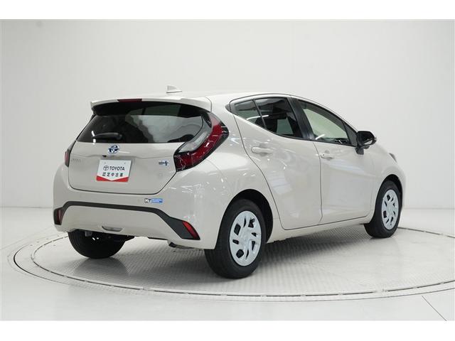 アクア Ｇ　スマ－トキ－　ワンオ－ナ－　ＡＡＣ　Ｗエアバッグ　リヤカメラ　ドライブレコーダ　１００Ｖ　パワーシート　ＬＥＤヘッドライト　横滑り防止　クルコン　ＴＶ　地デジＴＶ　キーフリーシステム　ＥＴＣ　ＰＷ（3枚目）