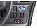 ハイブリッドＶ　スマートキープッシュスタート　盗難防止アラーム　ＤＶＤ再生可　Ｂモニター　オートクルーズ　Ｗエアバック　ナビＴＶ　ＥＳＣ　ＥＴＣ車載器　リモコンキー　ＰＳ　ＬＥＤヘットライト　運転席エアバック　３列（21枚目）