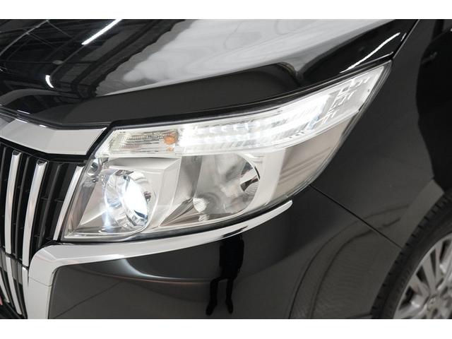 ＬＥＤヘッドライトですので夜間走行の視認性が向上します。また、長寿命・省エネ・点灯の速さ、などのメリットもあります。