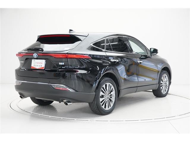 ハリアーハイブリッド Z パノラミックルーフ 地上デジタル 衝突被害軽減 サイドエアバッグ LEDランプ Bモニタ クルコン ナビTV 1オーナー 横滑り防止装置 スマートキー 盗難防止システム ABS アルミ ETC付(3枚目)