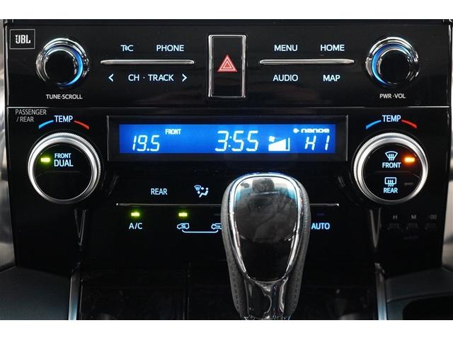 アルファード ２．５Ｓ　両側電動パワースライドドア　地上デジタル　Ｗエアコン　フルオートエアコン　盗難防止システム　横滑り防止　ＡＷ　クルーズＣ　ナビ＆ＴＶ　パワーステアリング　メモリナビ　ＬＥＤランプ　１００Ｖ電源　ＥＴＣ（12枚目）