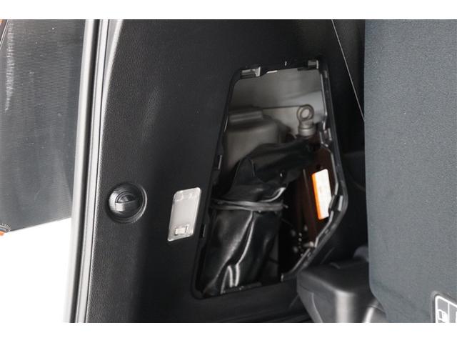 アルファード ２．５Ｓ　両側電動パワースライドドア　地上デジタル　Ｗエアコン　フルオートエアコン　盗難防止システム　横滑り防止　ＡＷ　クルーズＣ　ナビ＆ＴＶ　パワーステアリング　メモリナビ　ＬＥＤランプ　１００Ｖ電源　ＥＴＣ（33枚目）