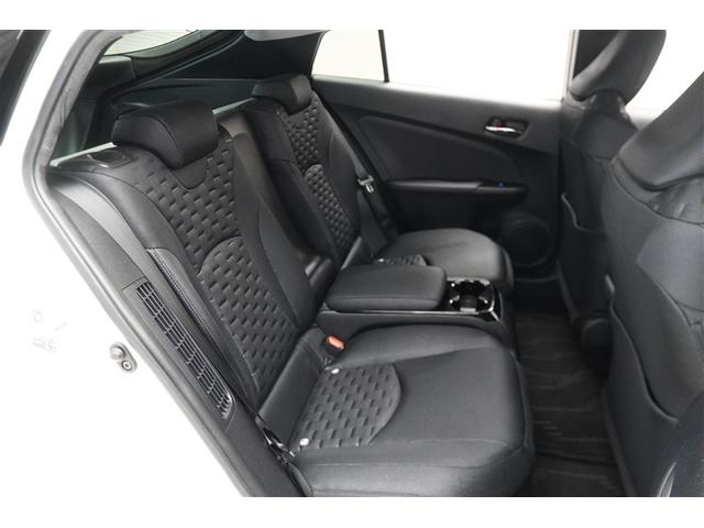 プリウスＰＨＶ Ａ　地上デジタル　バックモニタ　ワンオナ　メディアプレイヤー接続　オ－トエアコン　ＬＥＤ　盗難防止装置　スマートキー　オートクルーズコントロール　ＥＴＣ　キーレス　アルミホイール　メモリーナビ　エアバッグ（6枚目）