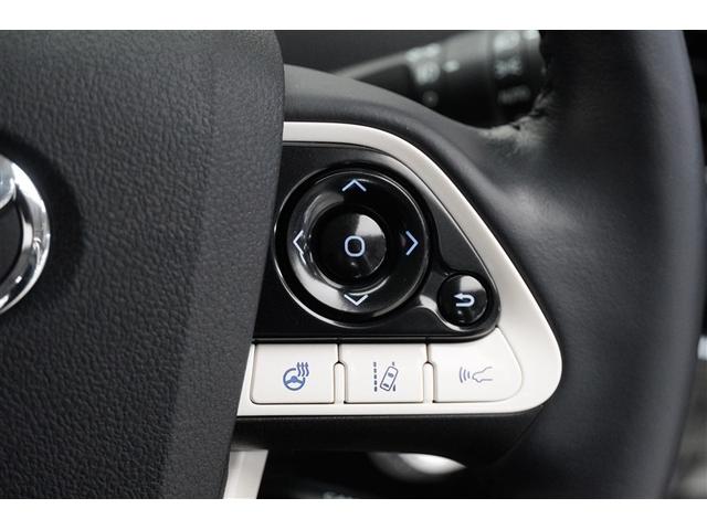 プリウスＰＨＶ Ａ　地上デジタル　バックモニタ　ワンオナ　メディアプレイヤー接続　オ－トエアコン　ＬＥＤ　盗難防止装置　スマートキー　オートクルーズコントロール　ＥＴＣ　キーレス　アルミホイール　メモリーナビ　エアバッグ（14枚目）