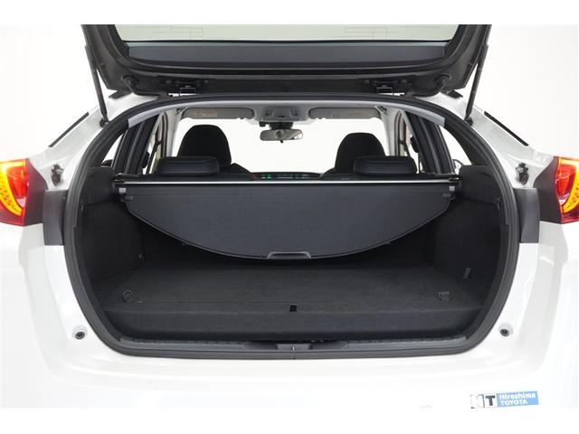 プリウスＰＨＶ Ａ　地上デジタル　バックモニタ　ワンオナ　メディアプレイヤー接続　オ－トエアコン　ＬＥＤ　盗難防止装置　スマートキー　オートクルーズコントロール　ＥＴＣ　キーレス　アルミホイール　メモリーナビ　エアバッグ（22枚目）