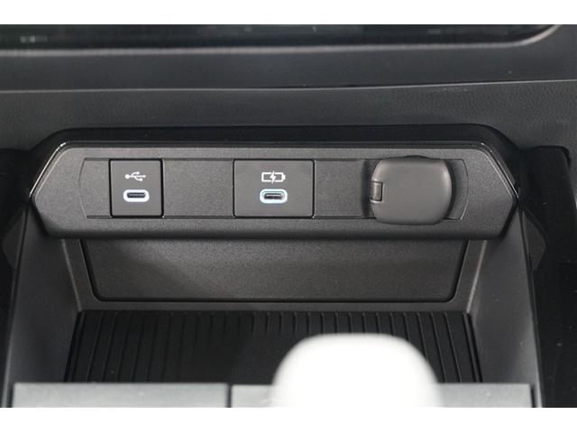 プリウス Ｚ　インテリジェントクリアランスソナー　ＰＷシート　地デジＴＶ　ナビＴＶ　ＡＷ　ＬＥＤヘッドライト　エアコン　バックモニター　ドライブレコーダー　寒冷地仕様車　ＡＣ１００Ｖ　オートクルーズ　４ＷＤ車（13枚目）