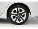 タイヤサイズ(215/45R17)です。