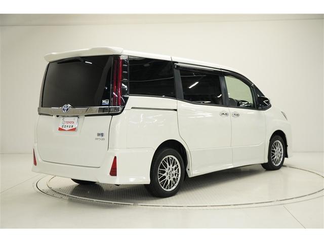 ノア ハイブリッドSi ダブルバイビーIII 地デジ バックモニター 両側PSD LED ナビ&TV DVD 横滑り防止装置 アルミホイール スマキー エアバッグ クルコン AC 3列シート ドライブレコーダー キーフリー 1オ-ナ- ETC(4枚目)