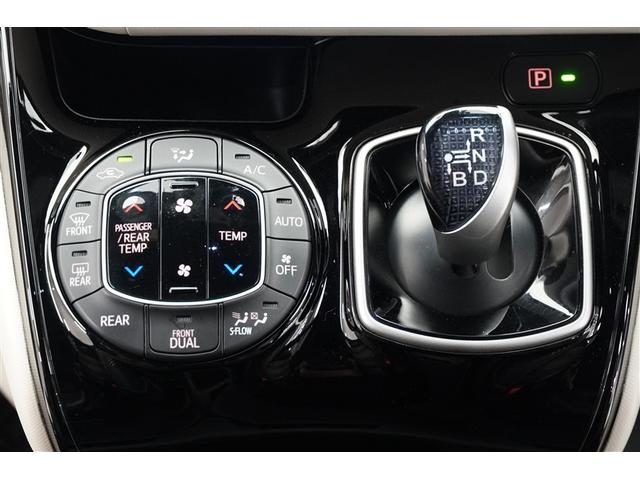 ノア ハイブリッドSi ダブルバイビーIII 地デジ バックモニター 両側PSD LED ナビ&TV DVD 横滑り防止装置 アルミホイール スマキー エアバッグ クルコン AC 3列シート ドライブレコーダー キーフリー 1オ-ナ- ETC(12枚目)