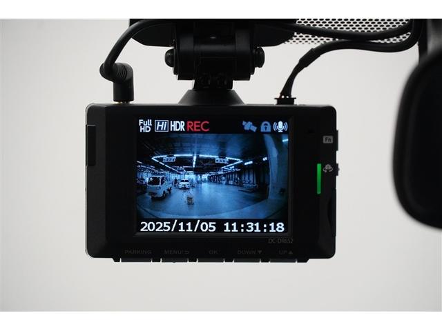 ノア ハイブリッドSi ダブルバイビーIII 地デジ バックモニター 両側PSD LED ナビ&TV DVD 横滑り防止装置 アルミホイール スマキー エアバッグ クルコン AC 3列シート ドライブレコーダー キーフリー 1オ-ナ- ETC(15枚目)