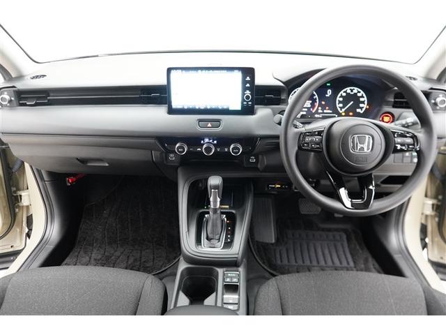 ヴェゼル Ｇ　メモリーナビ　リヤカメラ　アルミ　盗難防止装置　Ｄレコ　ＡＡＣ　オートクルーズコントロール　スマートキ－　キーフリー　ＬＥＤランプ　フルセグ　ＰＷ　ＶＳＡ　Ｗエアバッグ　ナビ＆ＴＶ　パワーステアリング（4枚目）