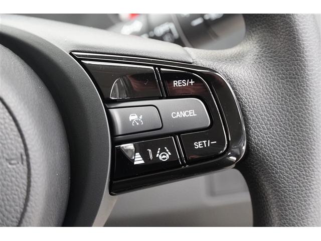 ヴェゼル Ｇ　メモリーナビ　リヤカメラ　アルミ　盗難防止装置　Ｄレコ　ＡＡＣ　オートクルーズコントロール　スマートキ－　キーフリー　ＬＥＤランプ　フルセグ　ＰＷ　ＶＳＡ　Ｗエアバッグ　ナビ＆ＴＶ　パワーステアリング（17枚目）