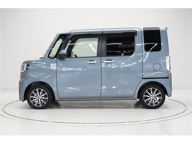 ガソリン車です。力強さと快適さを両立した知的性能のエンジンです。快適なドライブをお楽しみください。