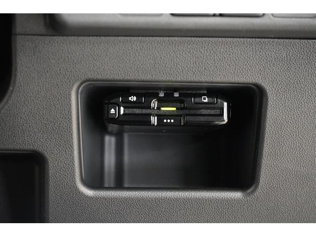 ＥＴＣを装備していれば、暑い日や寒い日、雨の日も窓を開ける必要がないので快適ドライブが楽しめます。