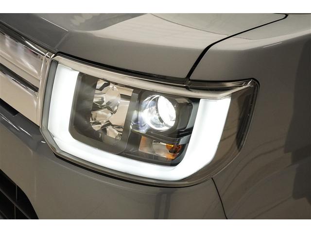 ＬＥＤヘッドライトですので夜間走行の視認性が向上します。また、長寿命・省エネ・点灯の速さ、などのメリットもあります。