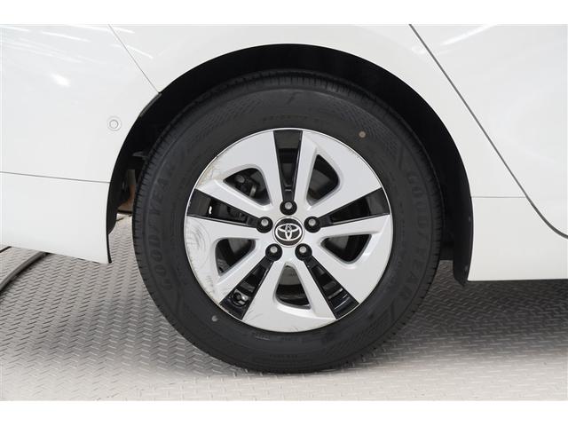 プリウス Ａ　衝突軽減ブレーキシステム　Ｂモニタ　ＬＥＤヘッド　クルーズコントロール　セキュリティー　スマートキー　パワーステアリング　ＥＴＣ　１オーナー　アルミホイル　オートエアコン　ＳＲＳ　ＡＢＳ　キーレス（21枚目）