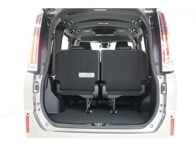 エスクァイア ハイブリッドＧｉ　Ｒカメラ　ＡＡＣ　ナビ＆ＴＶ　リアエアコン　地デジ　クルーズコントロール　ＬＥＤライト　キーレスエントリー　スマートキー付　ＤＶＤ再生可　エアバック　横滑防止装置　ドライブレコーダー　盗難防止システム（10枚目）