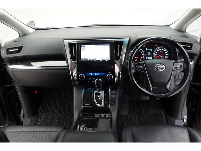 ��������܂Ƃ߂�ꂽ���F���̗ǂ��C���p�l����ł��B����X�C�b�`���g�p���₷���ʒu�ɔz�u����Ă��܂��B