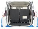 開口部も広く、普段の買い物などに十分なラゲージスペースを確保しています。