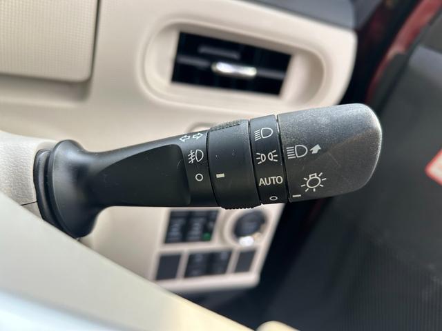 ムーヴキャンバス Ｇメイクアップリミテッド　ＳＡＩＩＩ　禁煙車　スマアシ　純正フルセグＤＶＤ＆Ｂｌｕｅｔｏｏｔｈナビ　全方位カメラ　ドラレコ　ＬＥＤオートライト＆フォグ　プッシュスタート＆スマートキー　両側パワスラ　ＵＳｂソケット２口（14枚目）