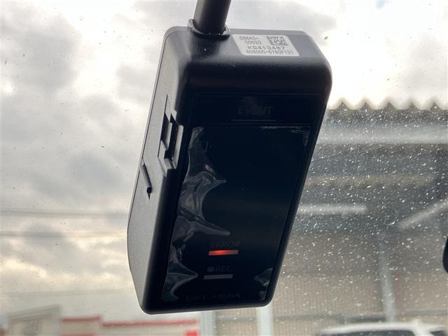 ���ł͕K���i�ƂȂ����h���C�u���R�[�_�[���t���Ă܂���