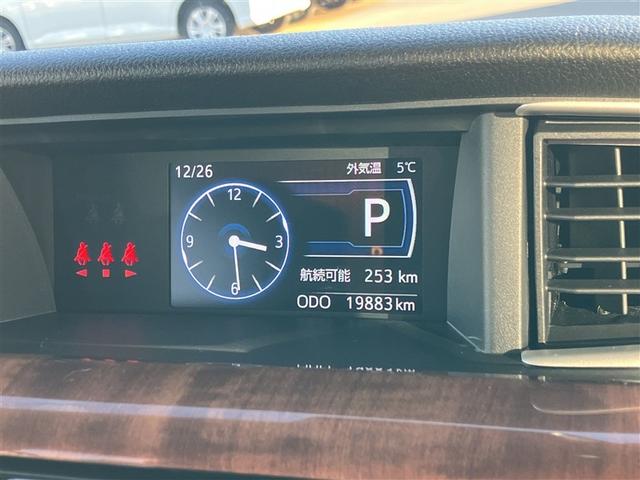 ルーミー カスタムＧ　４ＷＤ　フルセグ　メモリーナビ　ＤＶＤ再生　バックカメラ　衝突被害軽減システム　ＥＴＣ　両側電動スライド　ＬＥＤヘッドランプ　ワンオーナー　フルエアロ　記録簿　アイドリングストップ（7枚目）