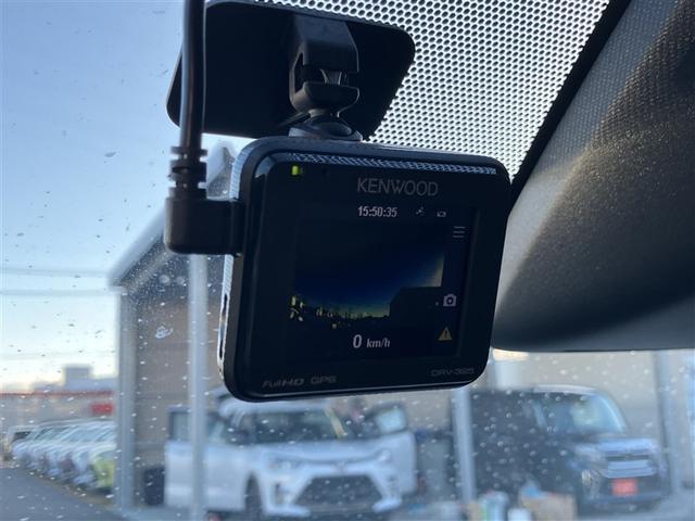 ���ł͕K���i�ƂȂ����h���C�u���R�[�_�[���t���Ă܂���