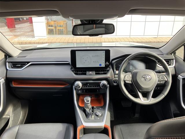 RAV4 ハイブリッドアドベンチャー サンルーフ 4WD フルセグ メモリーナビ バックカメラ 衝突被害軽減システム ETC LEDヘッドランプ ワンオーナー 記録簿(3枚目)