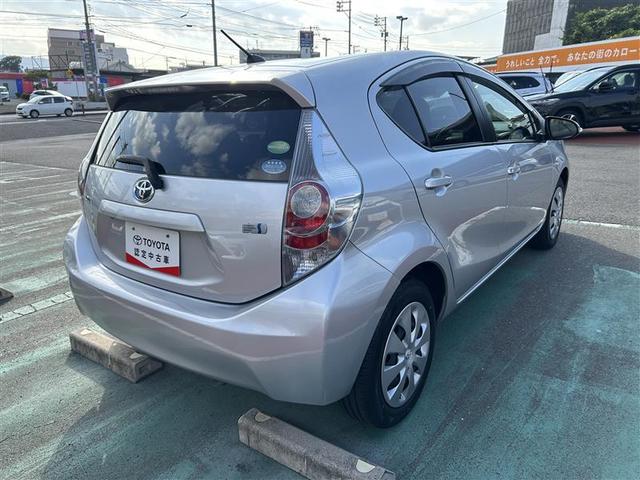 アクア Ｓ　フルセグ　メモリーナビ　ＤＶＤ再生　バックカメラ　ＥＴＣ　ドラレコ　ワンオーナー　記録簿（9枚目）