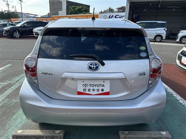 アクア Ｓ　フルセグ　メモリーナビ　ＤＶＤ再生　バックカメラ　ＥＴＣ　ドラレコ　ワンオーナー　記録簿（10枚目）