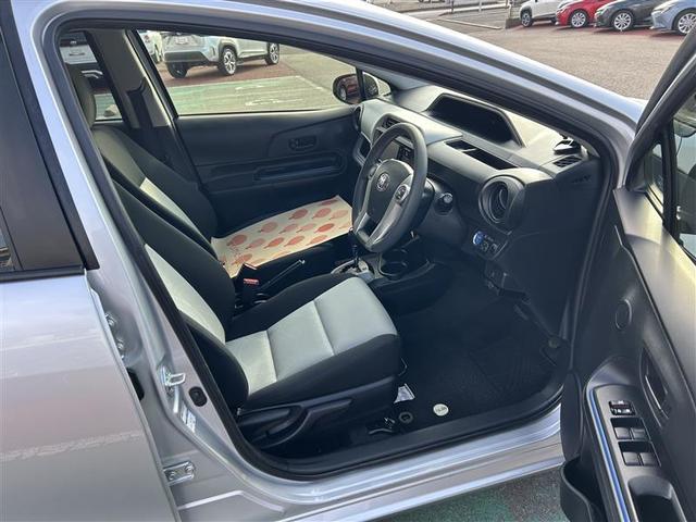 アクア Ｓ　フルセグ　メモリーナビ　ＤＶＤ再生　バックカメラ　ＥＴＣ　ドラレコ　ワンオーナー　記録簿（18枚目）