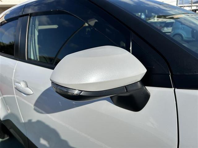 ヤリスクロス ハイブリッドＧ　フルセグ　メモリーナビ　バックカメラ　衝突被害軽減システム　ＥＴＣ　ＬＥＤヘッドランプ　ワンオーナー　記録簿（8枚目）