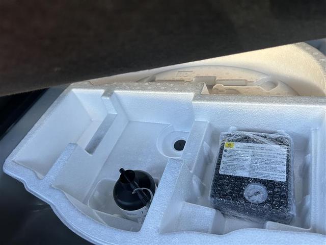 ヤリスクロス ハイブリッドＧ　フルセグ　メモリーナビ　バックカメラ　衝突被害軽減システム　ＥＴＣ　ＬＥＤヘッドランプ　ワンオーナー　記録簿（12枚目）