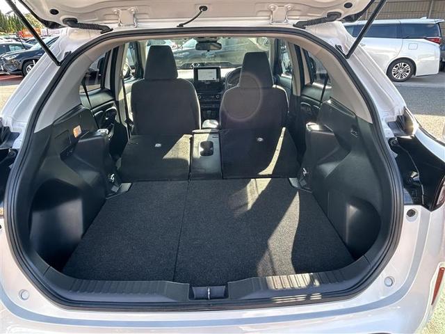 ヤリスクロス ハイブリッドＧ　フルセグ　メモリーナビ　バックカメラ　衝突被害軽減システム　ＥＴＣ　ＬＥＤヘッドランプ　ワンオーナー　記録簿（13枚目）