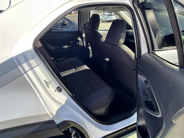 ヤリスクロス ハイブリッドＧ　フルセグ　メモリーナビ　バックカメラ　衝突被害軽減システム　ＥＴＣ　ＬＥＤヘッドランプ　ワンオーナー　記録簿（14枚目）