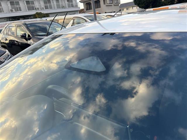 こちらの車両には衝突防止装置が付いております♪