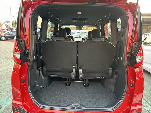 ノア S-G フルセグ メモリーナビ DVD再生 後席モニター バックカメラ 衝突被害軽減システム ETC 両側電動スライド LEDヘッドランプ 乗車定員7人 3列シート ワンオーナー 記録簿(8枚目)