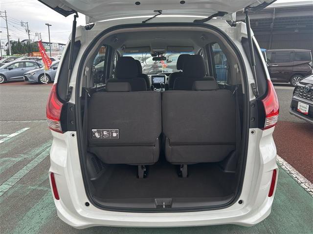 フリード G・ホンダセンシング フルセグ メモリーナビ DVD再生 バックカメラ 衝突被害軽減システム ETC 両側電動スライド LEDヘッドランプ ウオークスルー 乗車定員6人 3列シート ワンオーナー 記録簿(8枚目)