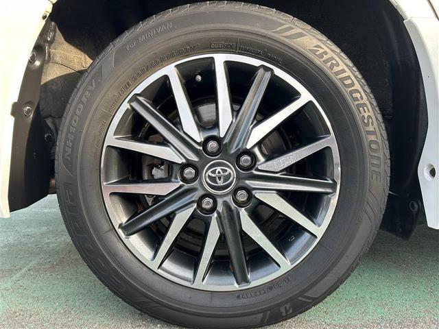 ノア Si フルセグ メモリーナビ DVD再生 後席モニター バックカメラ ETC 両側電動スライド LEDヘッドランプ ウオークスルー 乗車定員7人 3列シート ワンオーナー アイドリングストップ(26枚目)