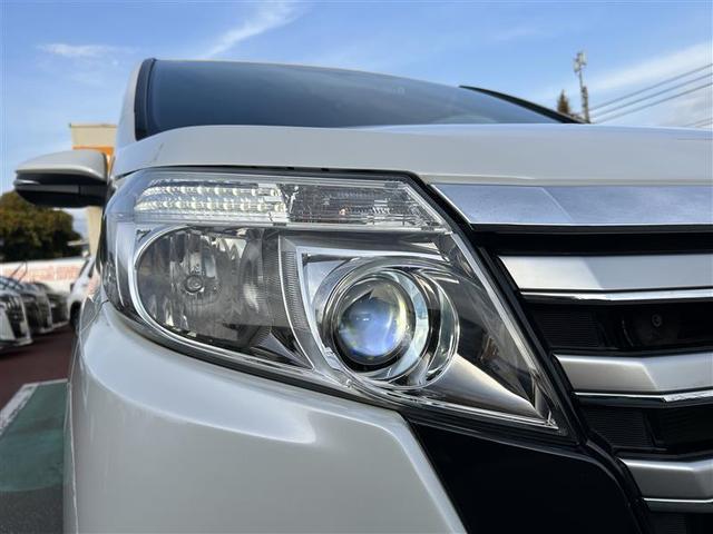 ノア Si フルセグ メモリーナビ DVD再生 後席モニター バックカメラ ETC 両側電動スライド LEDヘッドランプ ウオークスルー 乗車定員7人 3列シート ワンオーナー アイドリングストップ(27枚目)