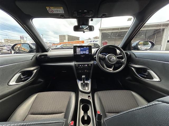 ヤリスクロス ハイブリッドZ バックカメラ 衝突被害軽減システム ETC LEDヘッドランプ ワンオーナー 記録簿(4枚目)