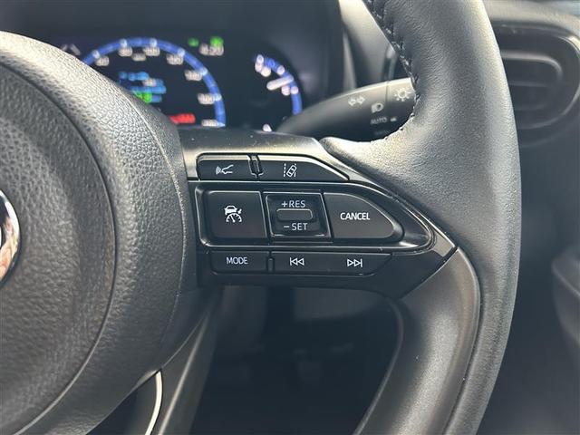 ヤリスクロス ハイブリッドZ バックカメラ 衝突被害軽減システム ETC LEDヘッドランプ ワンオーナー 記録簿(16枚目)