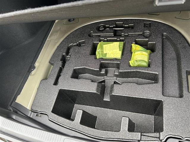 カムリ WS バックカメラ 衝突被害軽減システム ETC LEDヘッドランプ ワンオーナー フルエアロ 記録簿(14枚目)