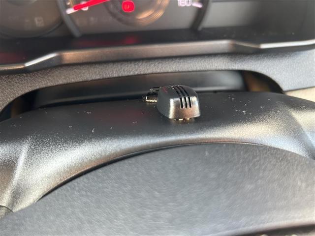 ルーミー G フルセグ メモリーナビ DVD再生 バックカメラ 衝突被害軽減システム 両側電動スライド LEDヘッドランプ ウオークスルー ワンオーナー 記録簿 アイドリングストップ(25枚目)