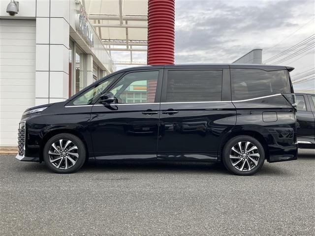 ヴォクシー Ｓ－Ｚ　フルセグ　メモリーナビ　バックカメラ　衝突被害軽減システム　ＥＴＣ　両側電動スライド　ＬＥＤヘッドランプ　乗車定員７人　３列シート　ワンオーナー　記録簿（16枚目）